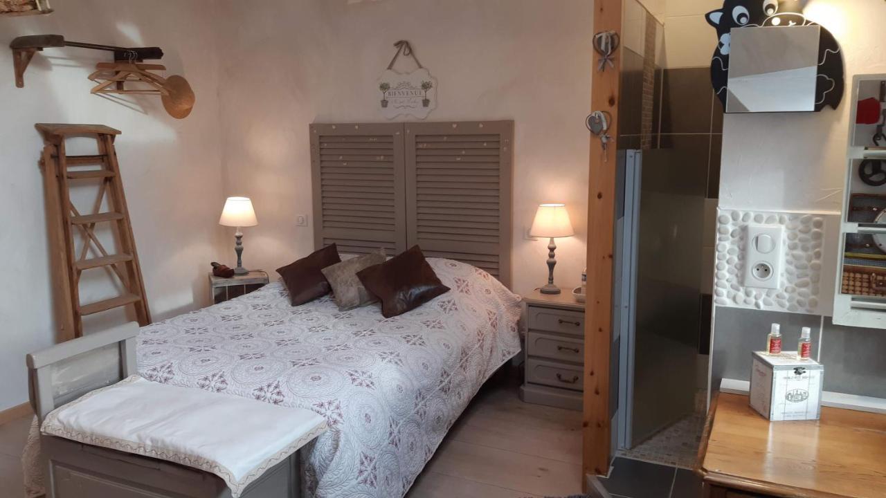 La Maison Rouge Ladoix - Proche Beaune エクステリア 写真